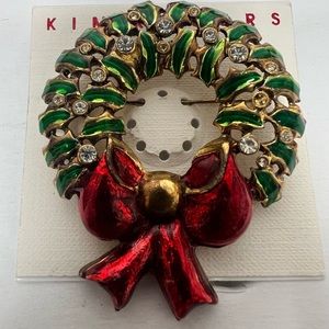 Vintage Christmas Wreath Brooch Pin Small Rhinestones Red Green Enamel Gold Tone
